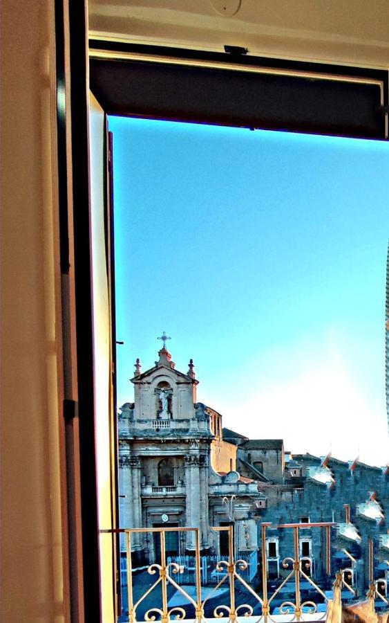 Liotru Maisonne, Rooms With En-Suite Bathroom And Shared Bathroom Catania Exterior foto